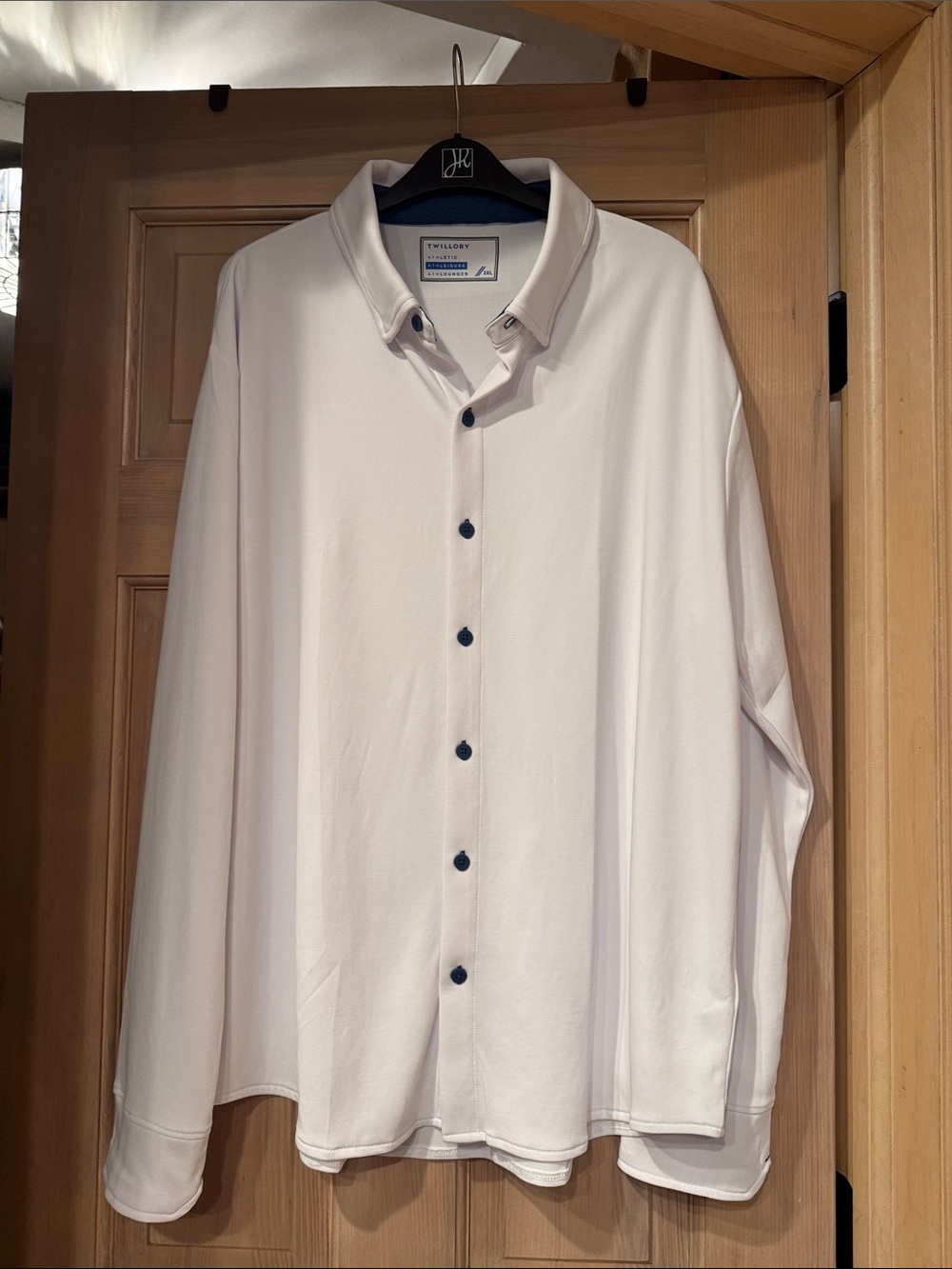 Twillory Men's White Long-Sleeve Blue Button-Down Shirt
